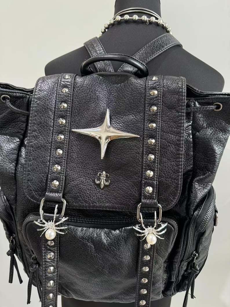 حقيبة كتف من جلد البولي يوريثا - مراجعة Leather Backpack Vintage وسعره